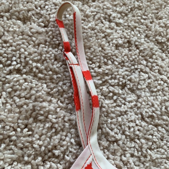 White and coral chevron top - Picture 4 of 5